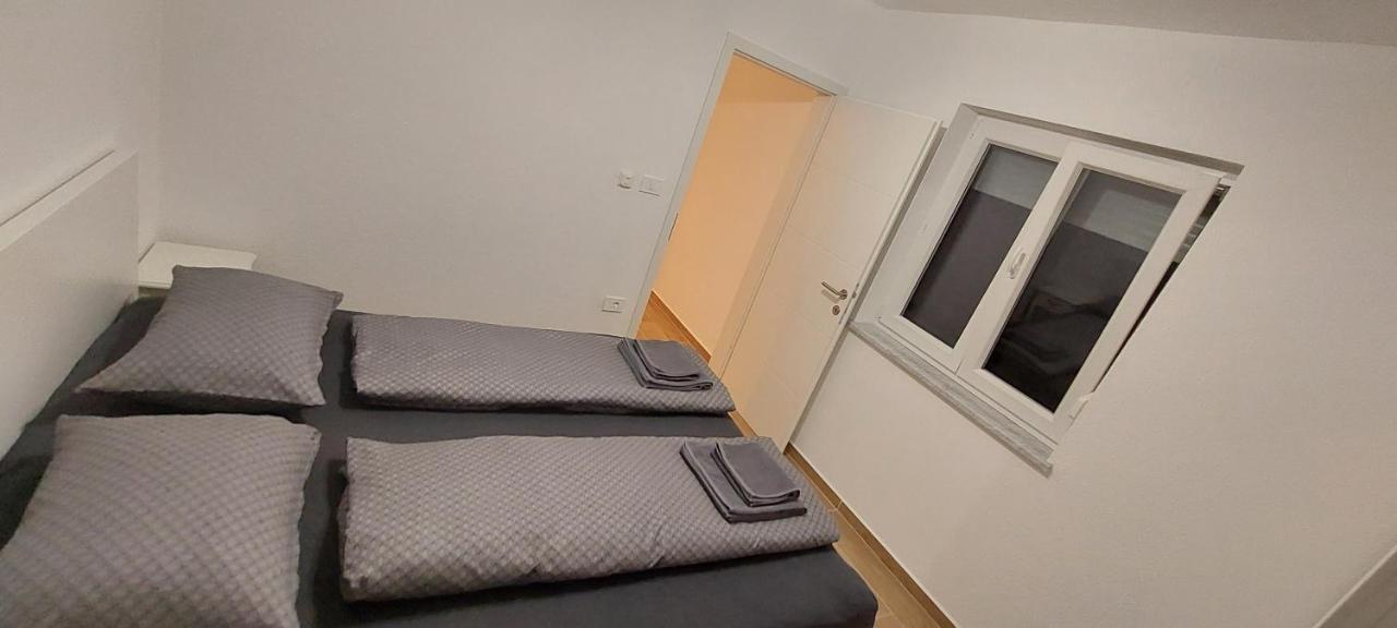 Stara Malija Apartment Izola Ngoại thất bức ảnh