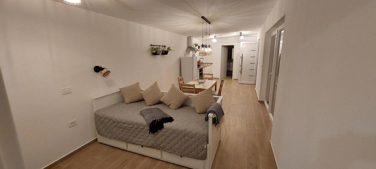 Stara Malija Apartment Izola Ngoại thất bức ảnh